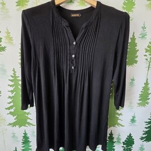 Reborn Women's Black Pleated Tunic